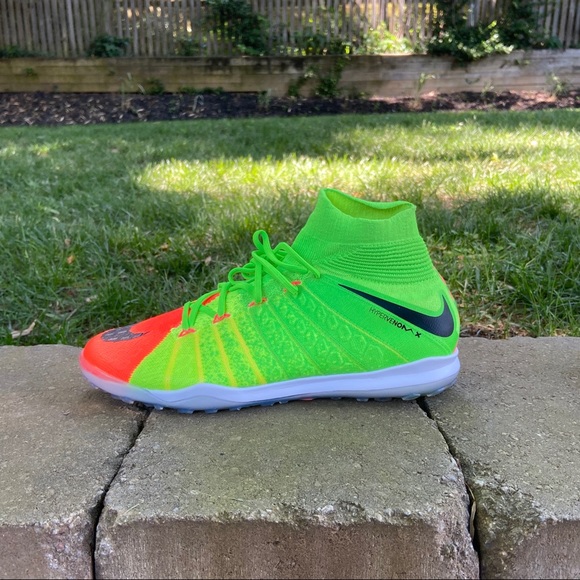 nike hypervenom proximo